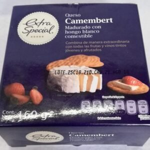 Queso Camembert madurado con hongo blanco comestible